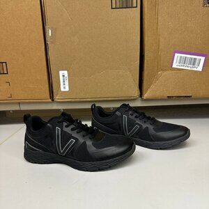 VIonic Miles II sneaker - black - size 7